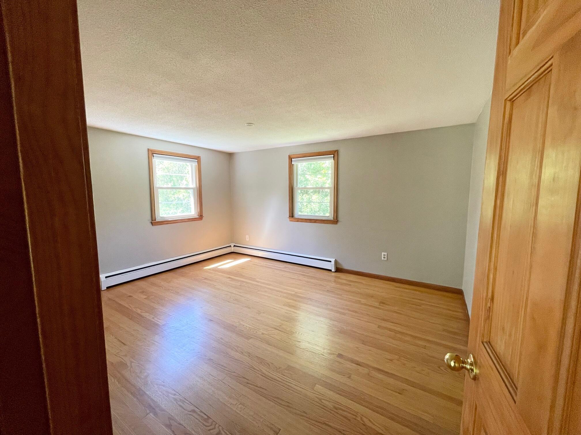 207 Mitchell Road Cape Elizabeth, ME 04107 - Photo 23 of 51 IMG_2529