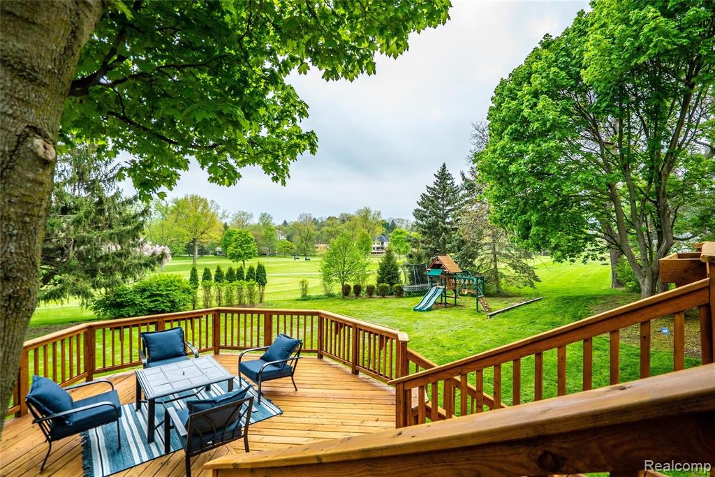 2870 West Hickory Grove Road Bloomfield Hills, MI 48302 - Photo 24 of 31