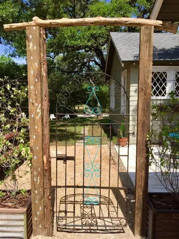 $3,750 | 602 Old Fitzhugh Road, Dripping Springs, TX 78620