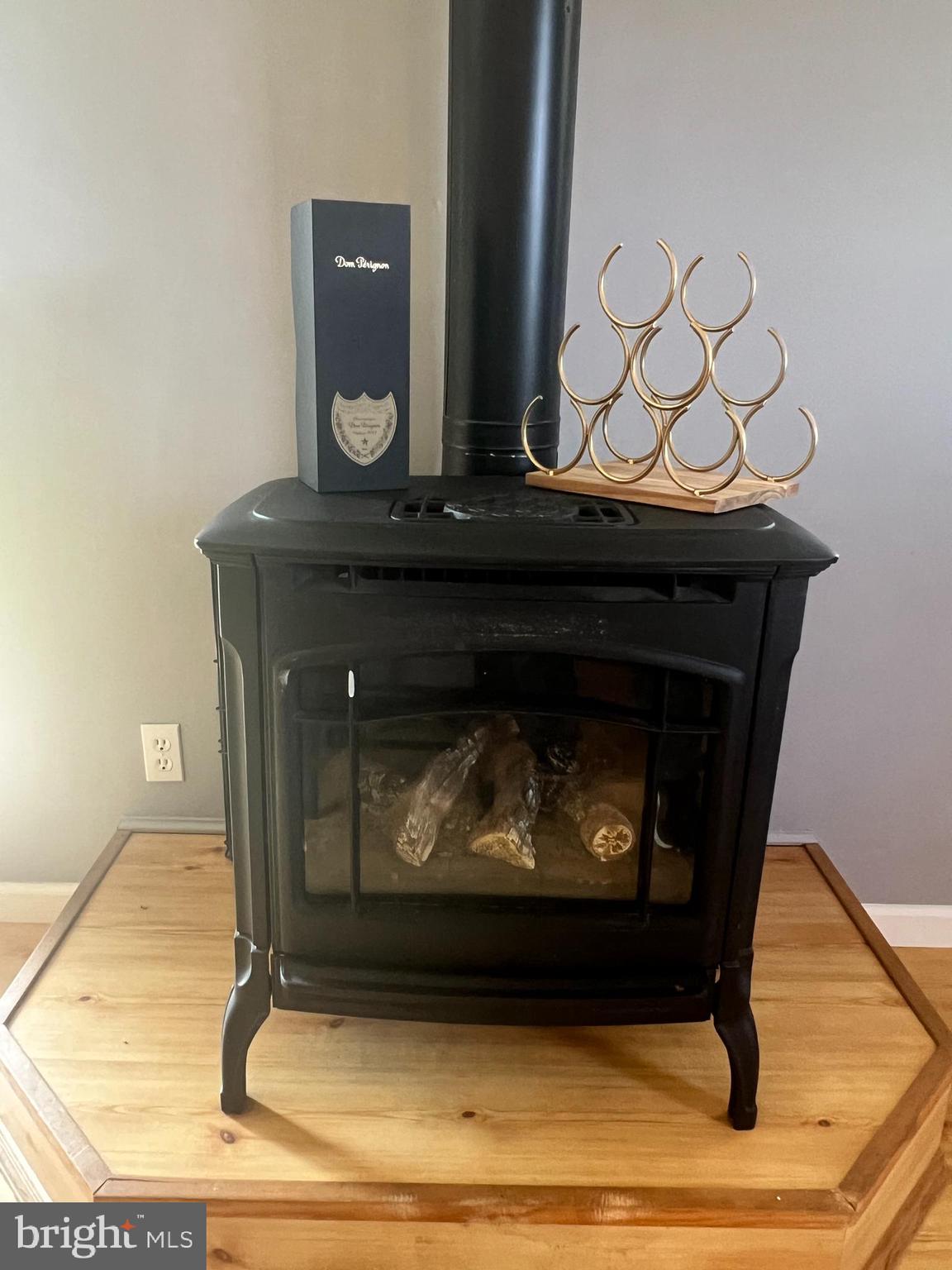 1075 Haverford Road Ridley Park, PA 19078 - Photo 8 of 14 a living room with fireplace