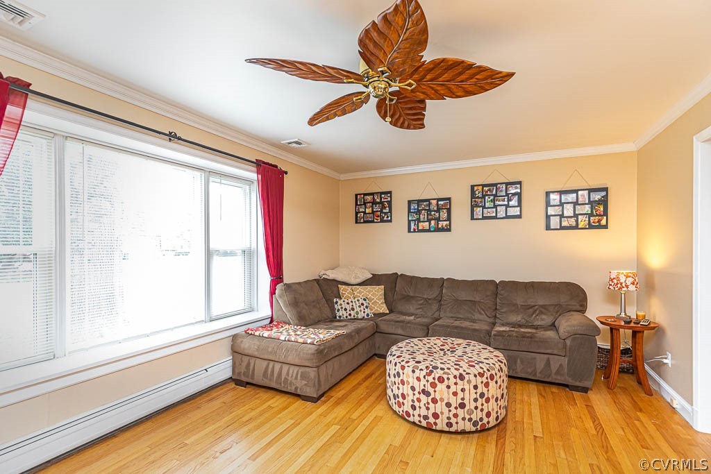 8202 Cardova Road Richmond, VA 23227 - Photo 23 of 48 LIVING ROOM W/ HW FLOORS, CEILING FAN, CROWN