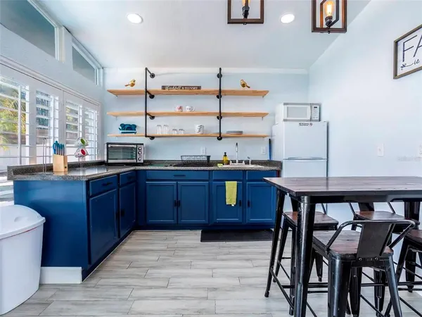 $2,100 | 4401 Lenmore Street, Unit 3, Orlando, FL 32812