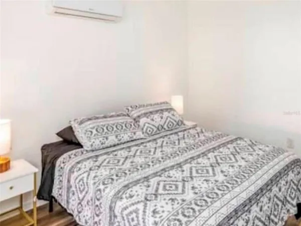 $2,100 | 4401 Lenmore Street, Unit 3, Orlando, FL 32812