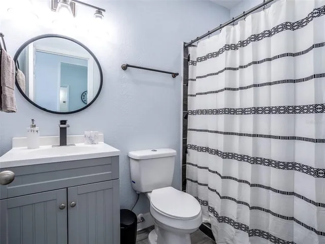 $2,700 | 4401 Lenmore Street, Unit 3, Orlando, FL 32812