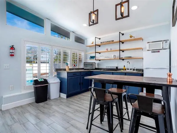 $2,100 | 4401 Lenmore Street, Unit 3, Orlando, FL 32812