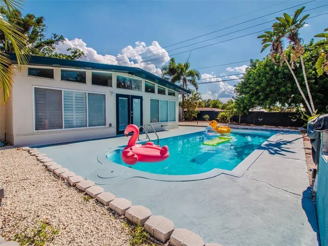 $2,700 | 4401 Lenmore Street, Unit 3, Orlando, FL 32812