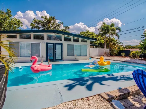 $2,100 | 4401 Lenmore Street, Unit 3, Orlando, FL 32812