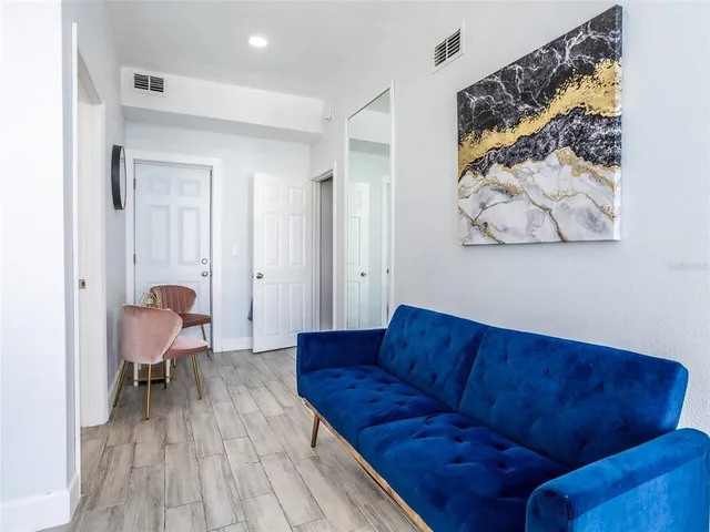 $2,700 | 4401 Lenmore Street, Unit 3, Orlando, FL 32812