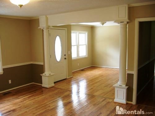 223 Clarke Stream Drive Anderson, SC 29621 - Photo 3 of 10 Gallery Image 3