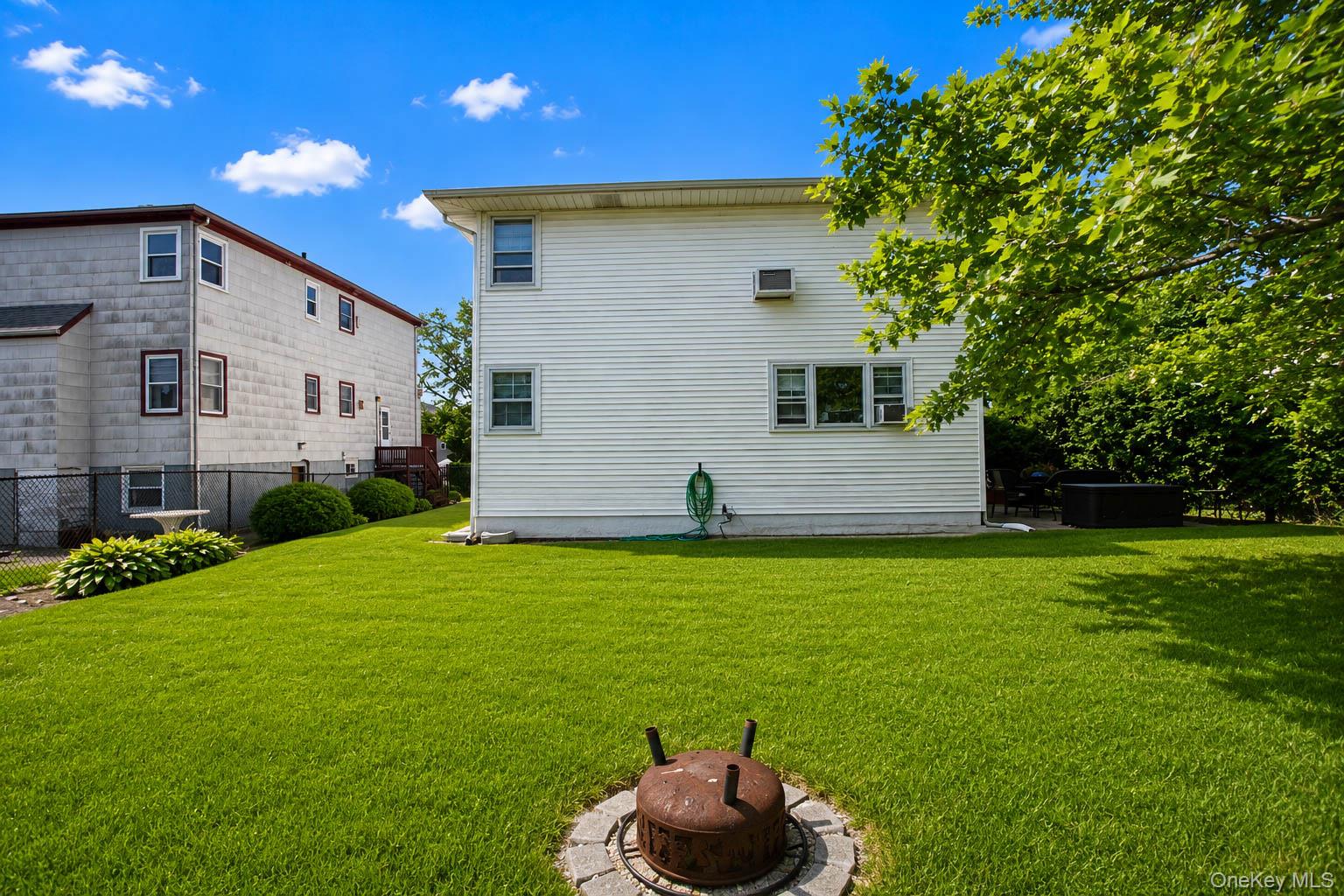 26 Lancaster Road, Unit UPPR Island Park, NY 11558 - Photo 16 of 17