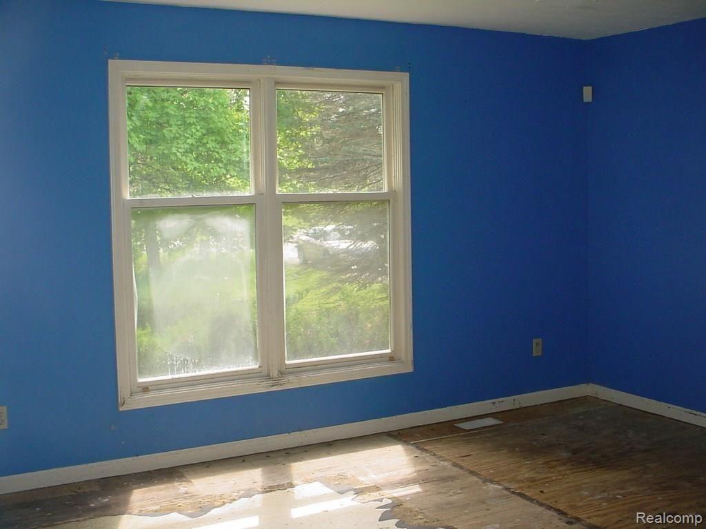 7400 Holcomb Road Clarkston, MI 48346 - Photo 13 of 19