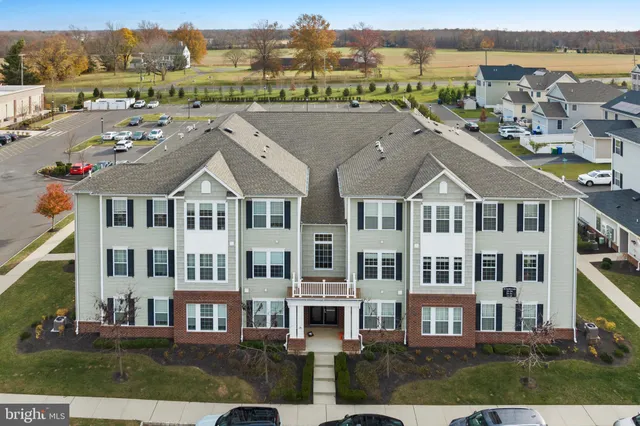 $2,500 | 30 Foulkes Lane, Unit 23, Chesterfield, NJ 08515