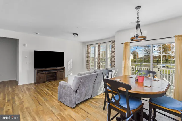 $2,500 | 30 Foulkes Lane, Unit 23, Chesterfield, NJ 08515