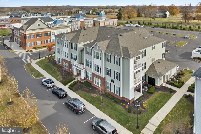 $2,500 | 30 Foulkes Lane, Unit 23, Chesterfield, NJ 08515