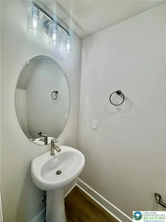 $2,500 | 1411 Greenview Drive, Unit 21, Bethlehem, PA 18018