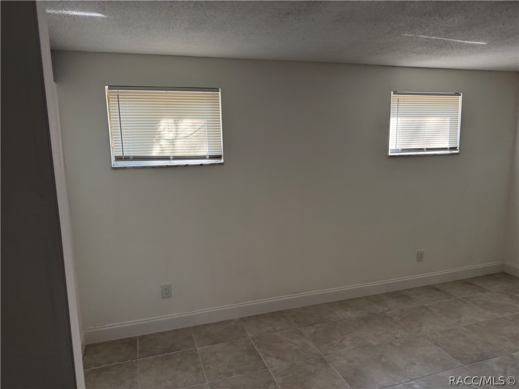 2713 Adams Street West Inverness, FL 34453 - Photo 7 of 18