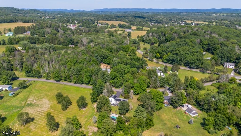 19 Little Road Lafayette, NJ 07848 - Photo 8 of 49