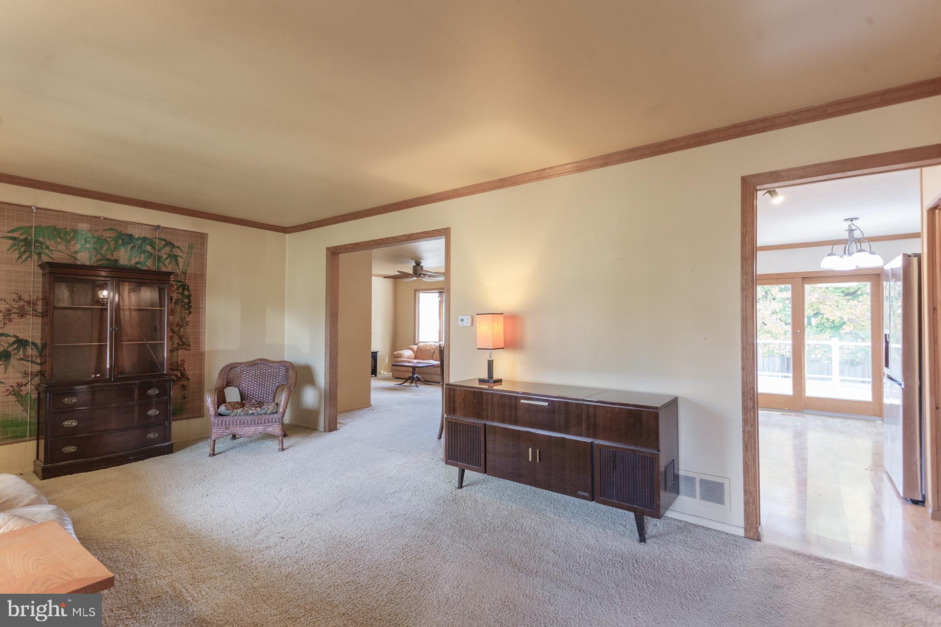 514 Drexel Road Fairless Hills, PA 19030 - Photo 6 of 31 a living room with furniture