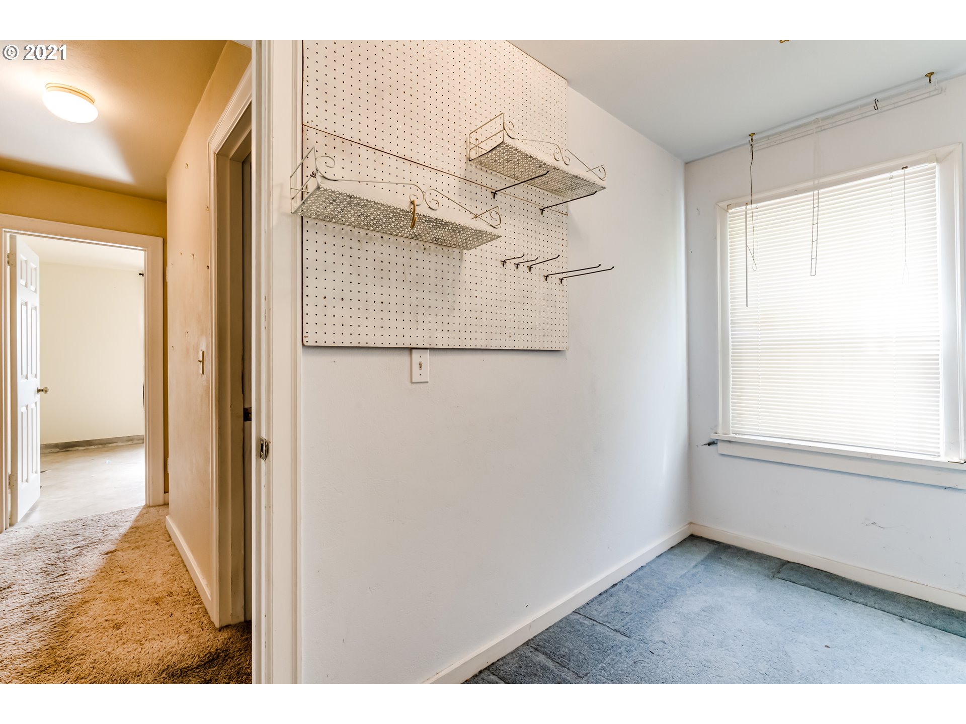 906 5th Street Springfield, OR 97477 - Photo 19 of 25