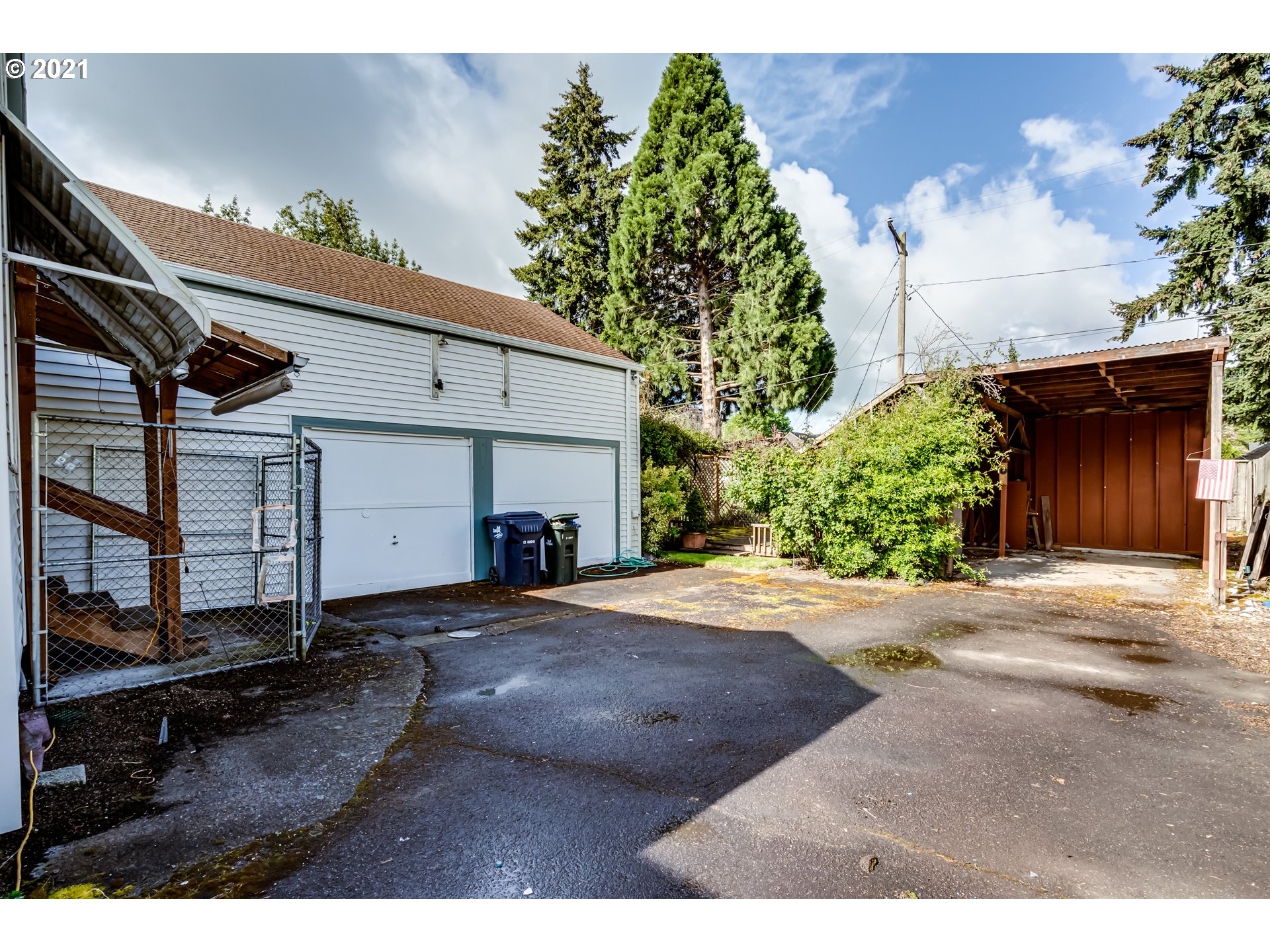 906 5th Street Springfield, OR 97477 - Photo 6 of 25