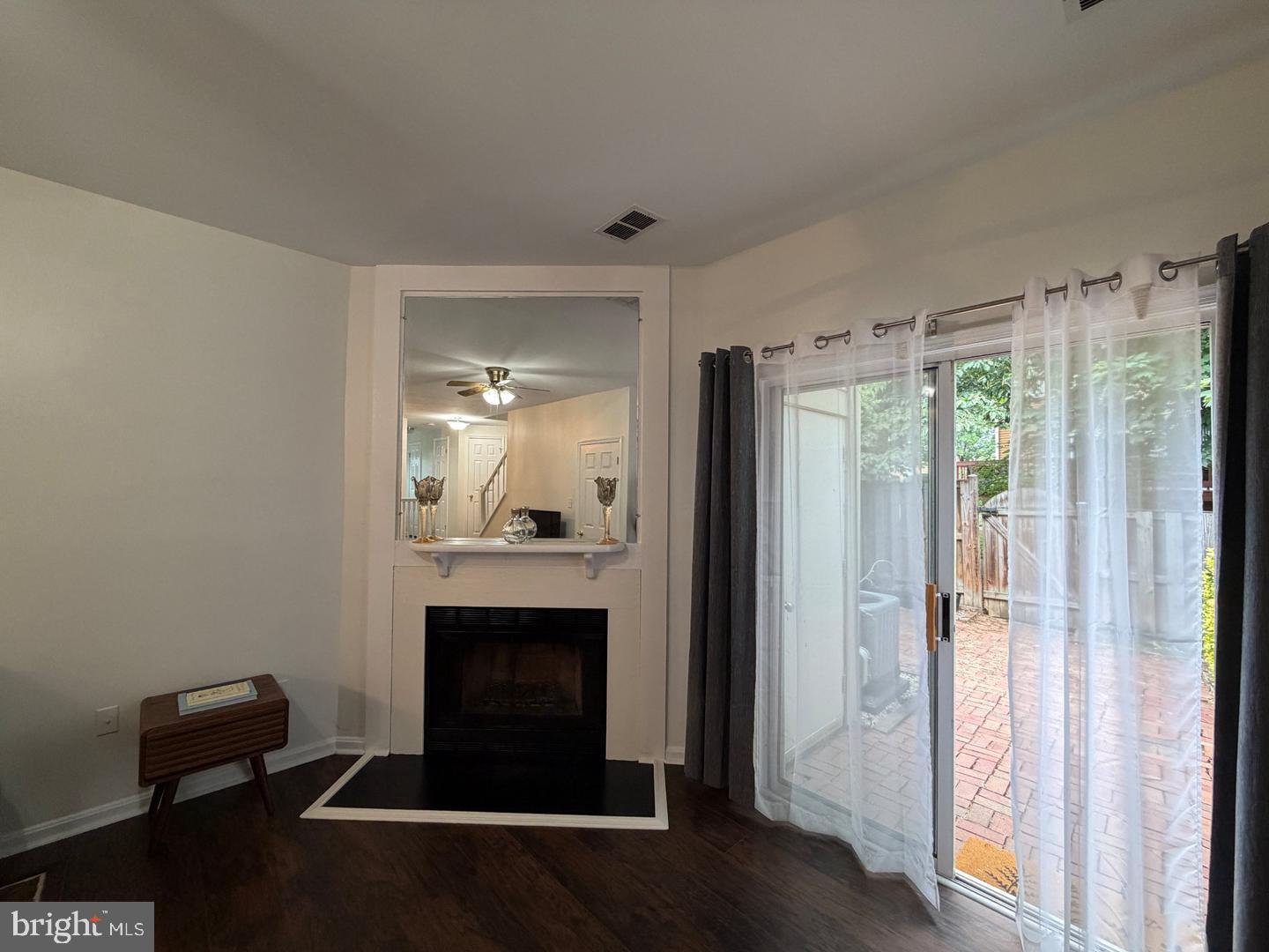 2121 Whisper Way Reston, VA 20191 - Photo 16 of 68 Cozy living space with natural light.