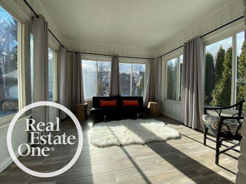 897 Rivard Boulevard Grosse Pointe, MI 48230 - Photo 26 of 42 50212858-b9a24e1d-da55-446d-a0de-ebdc28417b70.JPG