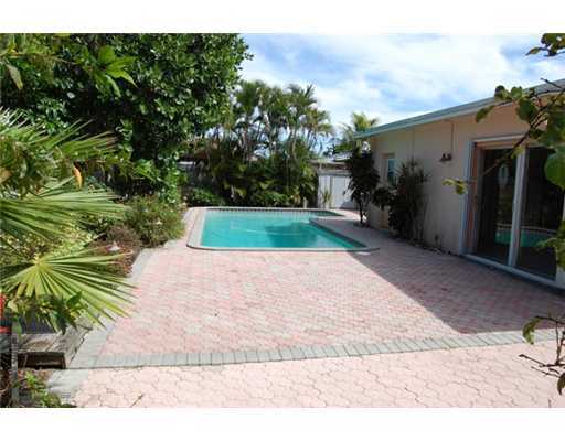 201 Northeast 26th Street Boca Raton, FL 33431 - Photo 5 of 18 a view of outdoor space and yard