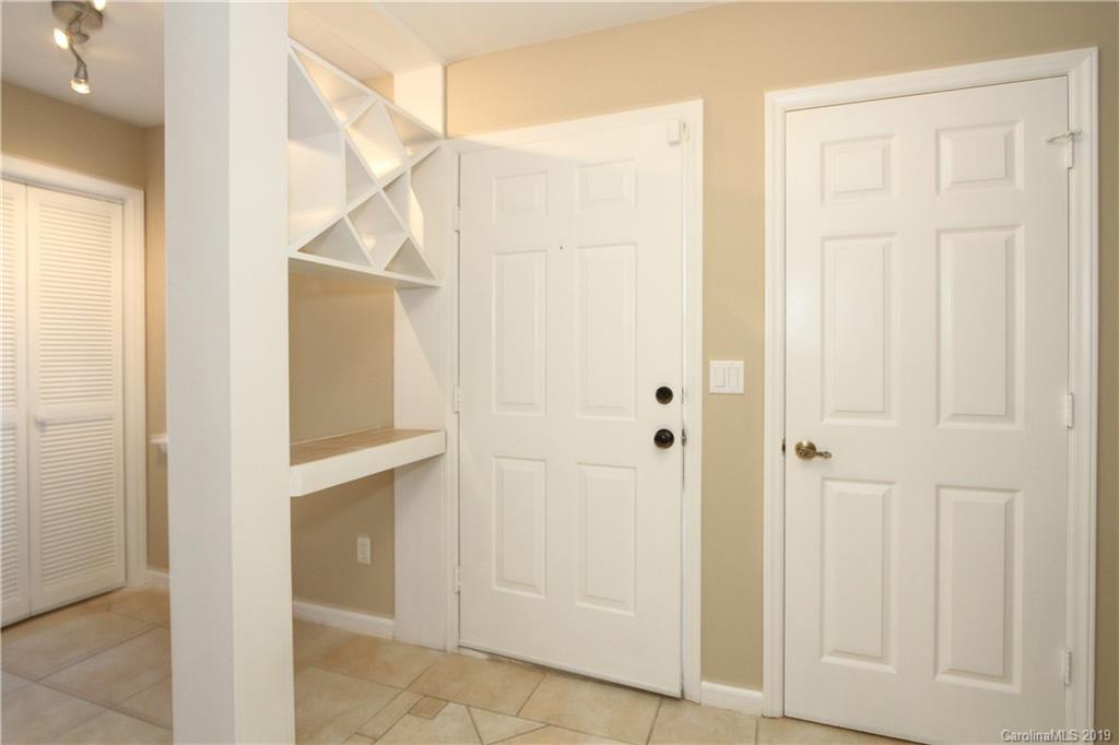 7825 Renaissance Court, Unit B Charlotte, NC 28226 - Photo 8 of 21