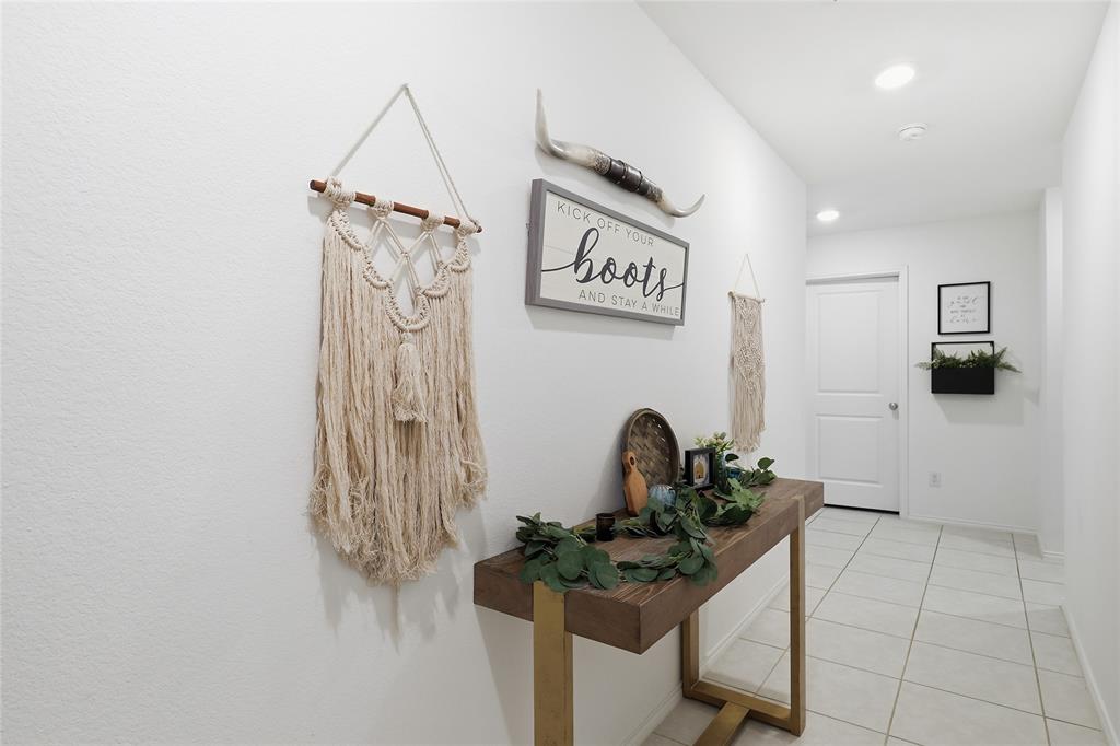 312 Ranchito Pass Fort Worth, TX 76052 - Photo 7 of 30 Hall featuring light tile patterned flooring and recessed lighting