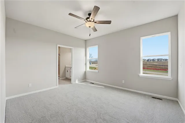 $422,418 | 9637 North Colrain Avenue, Kansas City, MO 64154