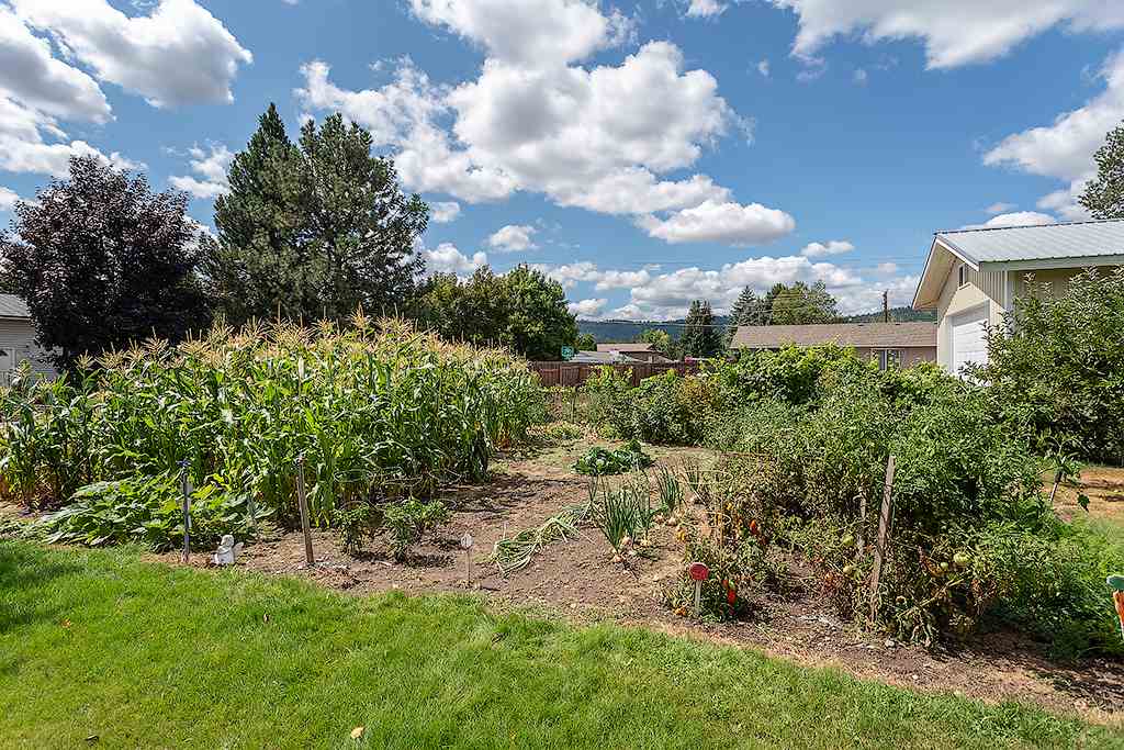 3622 South Bates Road Spokane, WA 99206 - Photo 18 of 20 Gallery Image 18