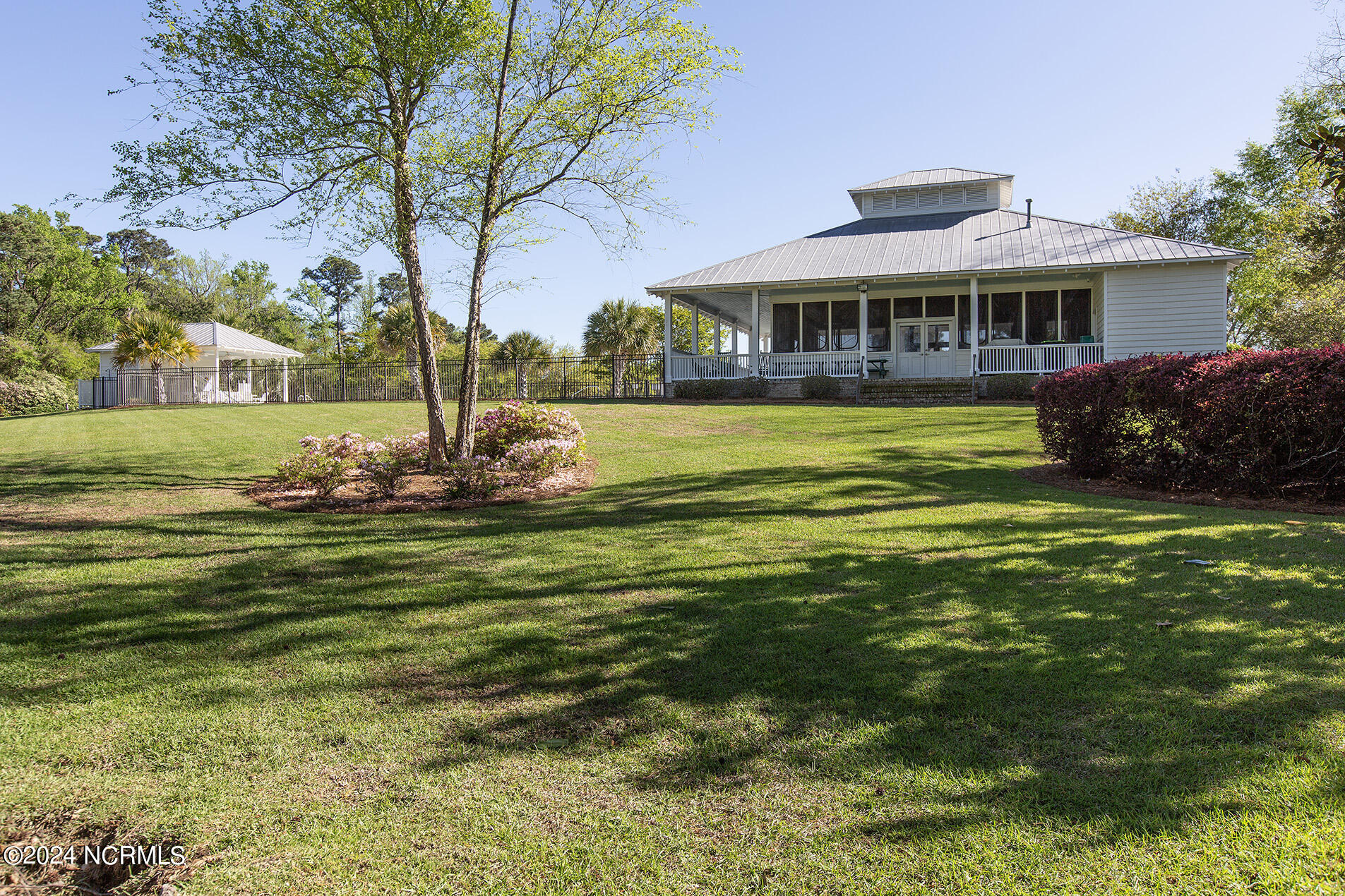 5467 Efird Road Wilmington, NC 28409 - Photo 39 of 46 Reserve at Masonboro clubhouseL33A6832 c