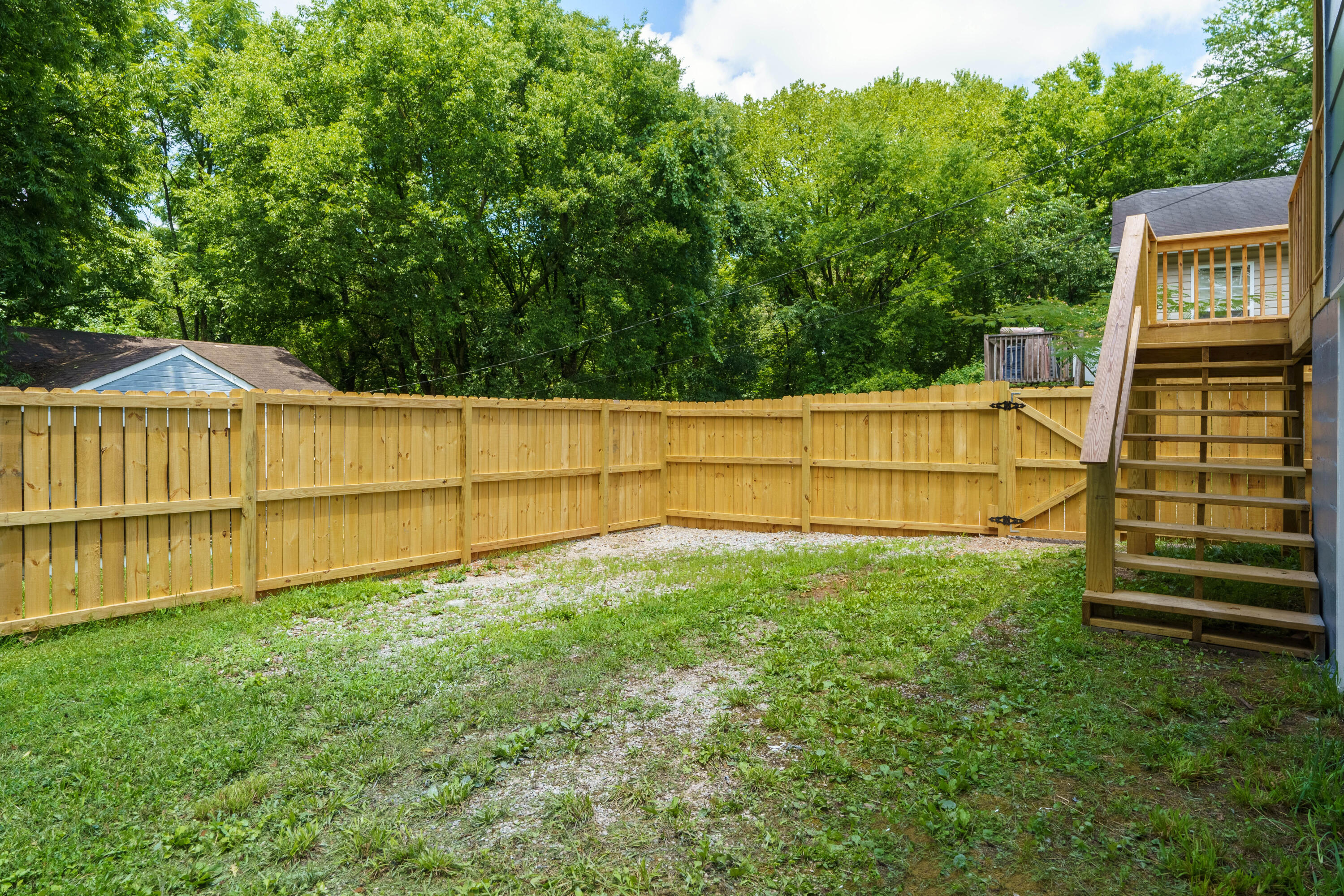 2735 Harrison Pike Chattanooga, TN 37406 - Photo 23 of 26 09 - 2735 Harrison Pike - Exterior