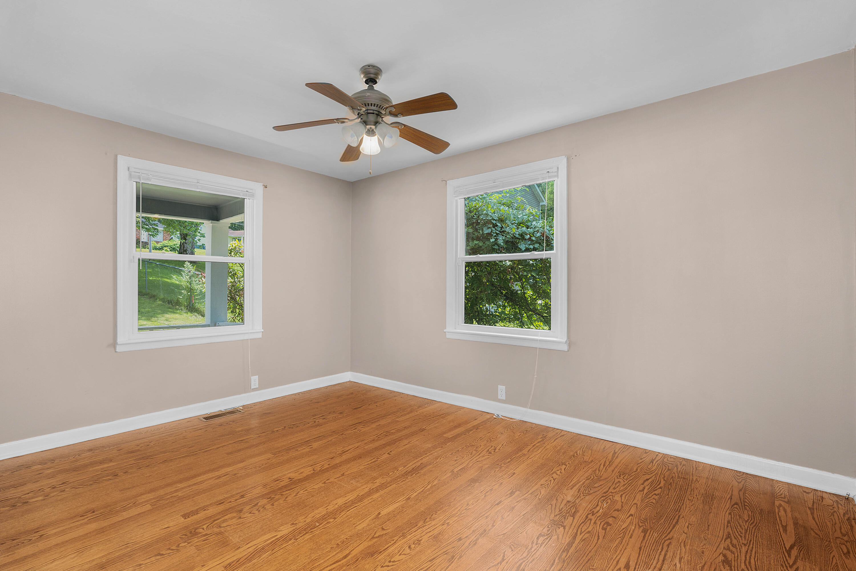 2735 Harrison Pike Chattanooga, TN 37406 - Photo 6 of 26 17 - 2735 Harrison Pike - Interior