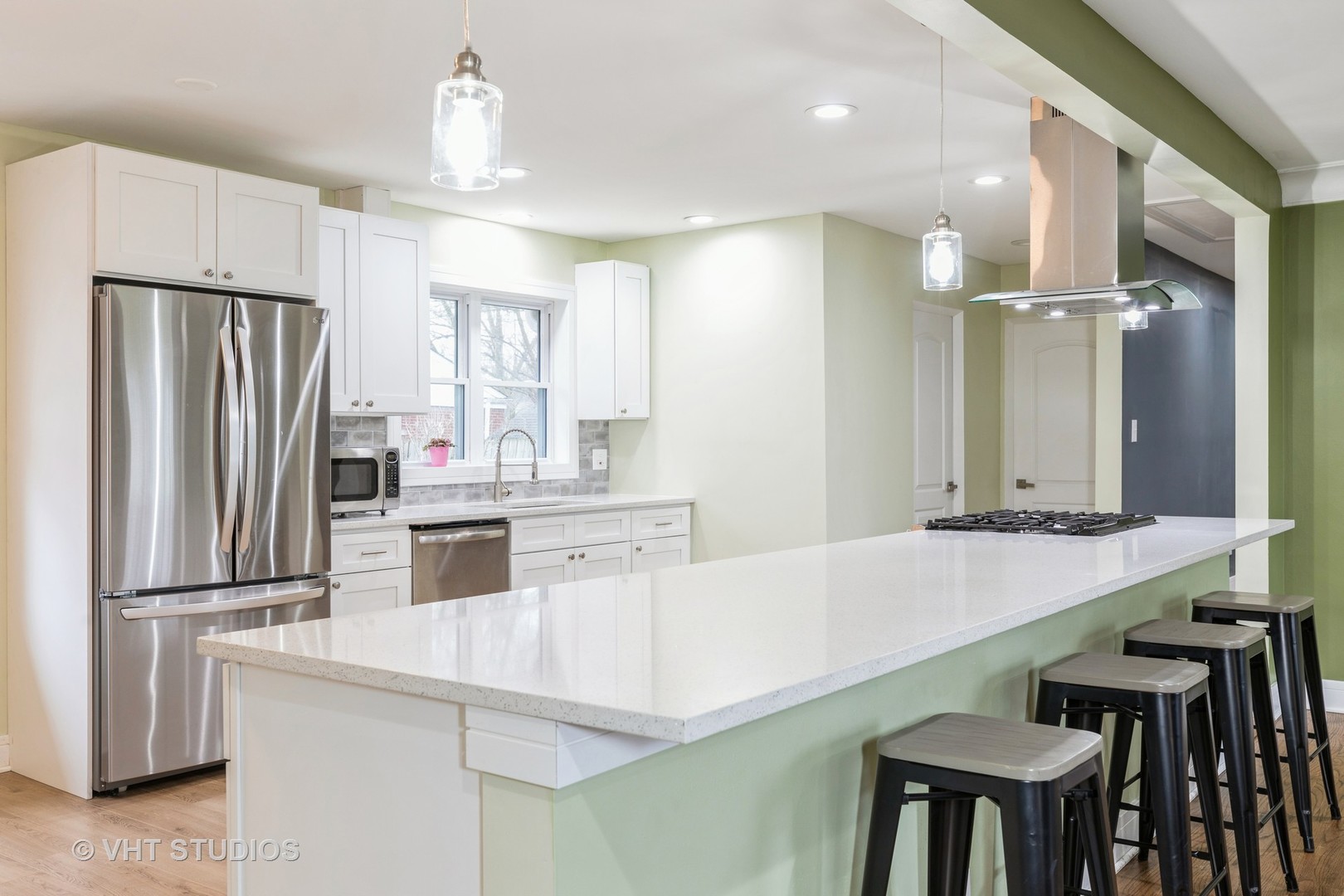 1033 Braemar Road Flossmoor, IL 60422 - Photo 5 of 15 a kitchen with kitchen island a counter top space appliances and cabinets