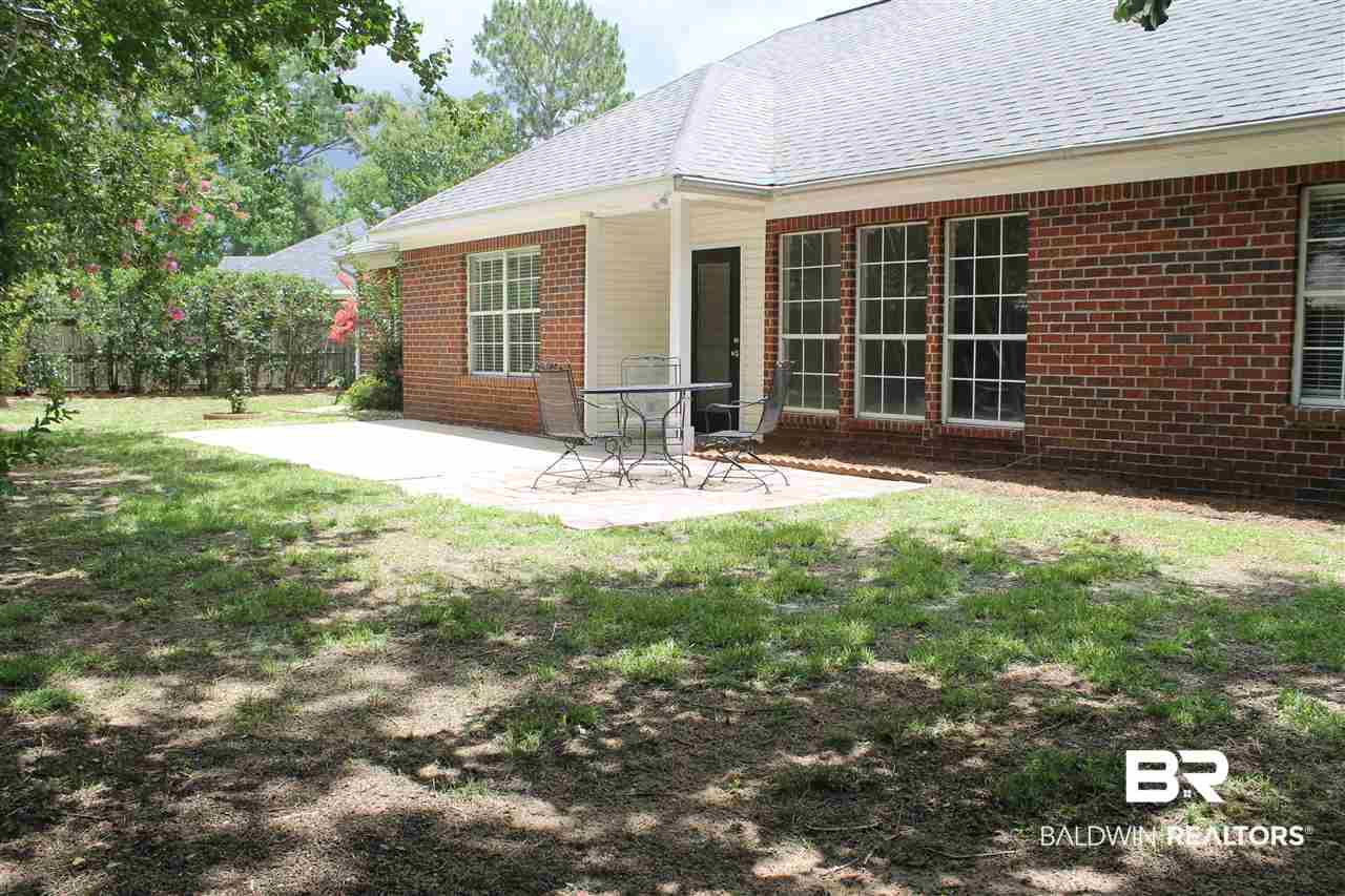 8522 Southern Oak Court Mobile, AL 36695 - Photo 18 of 21 Many evening cookouts will be enjoyed here