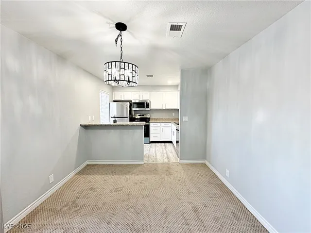 $1,840 | 5080 Indian River Drive, Unit 400, Las Vegas, NV 89103