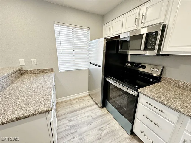$1,840 | 5080 Indian River Drive, Unit 400, Las Vegas, NV 89103