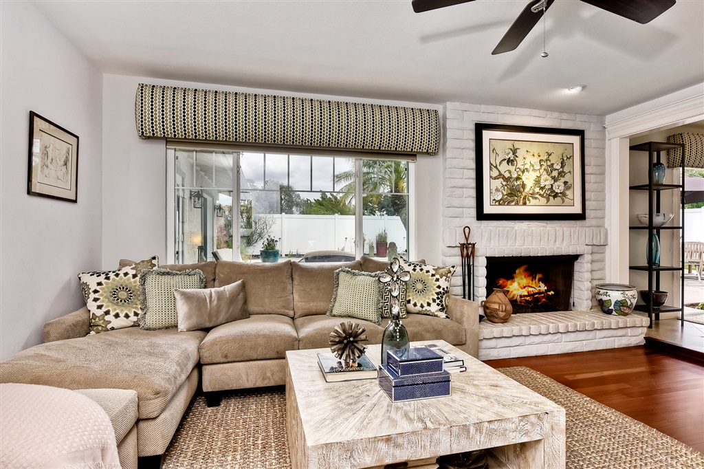 7738 Anillo Way Carlsbad, CA 92009 - Photo 13 of 25