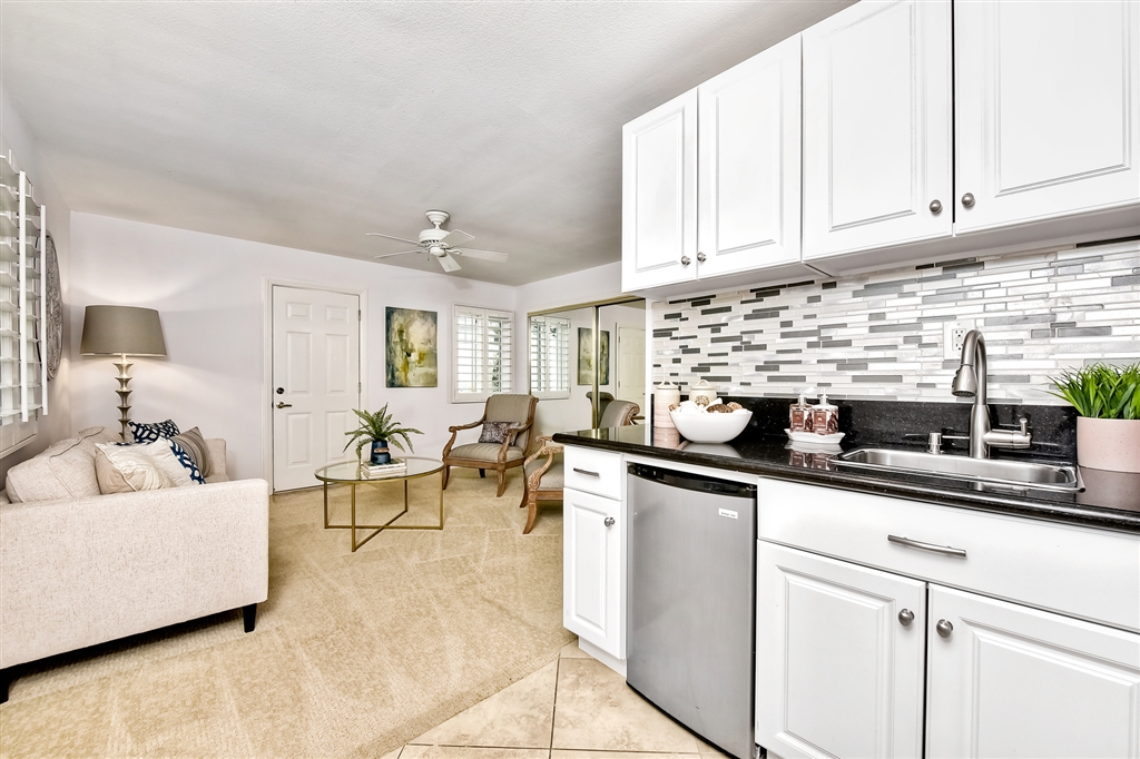 7738 Anillo Way Carlsbad, CA 92009 - Photo 16 of 25