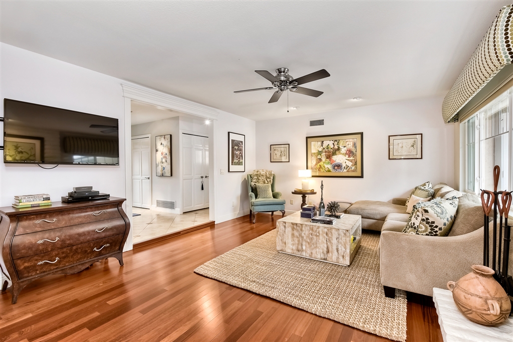 7738 Anillo Way Carlsbad, CA 92009 - Photo 4 of 25