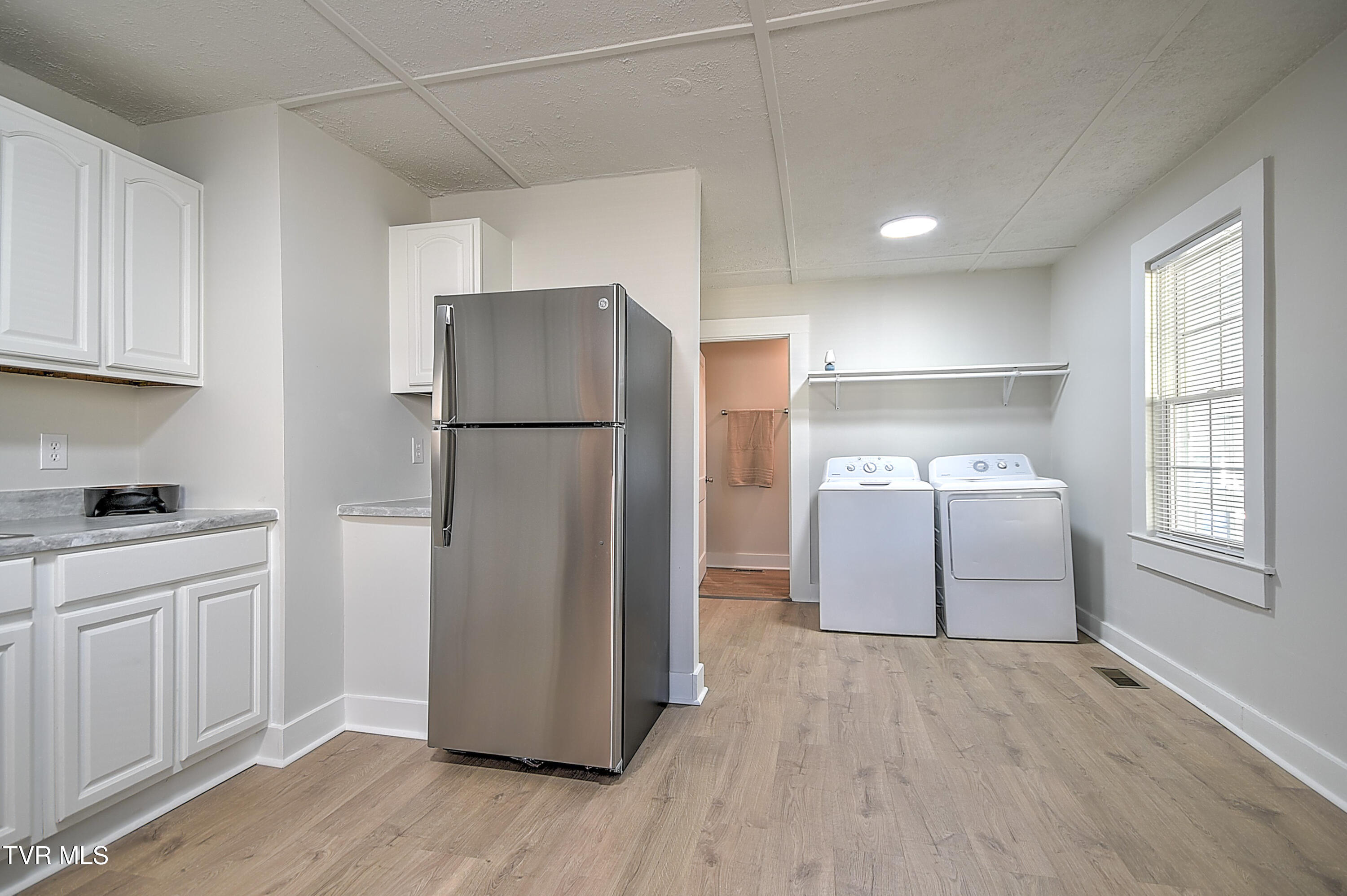 2709 Broad Street Bristol, TN 37620 - Photo 17 of 34 2709 Broad St DOM-31