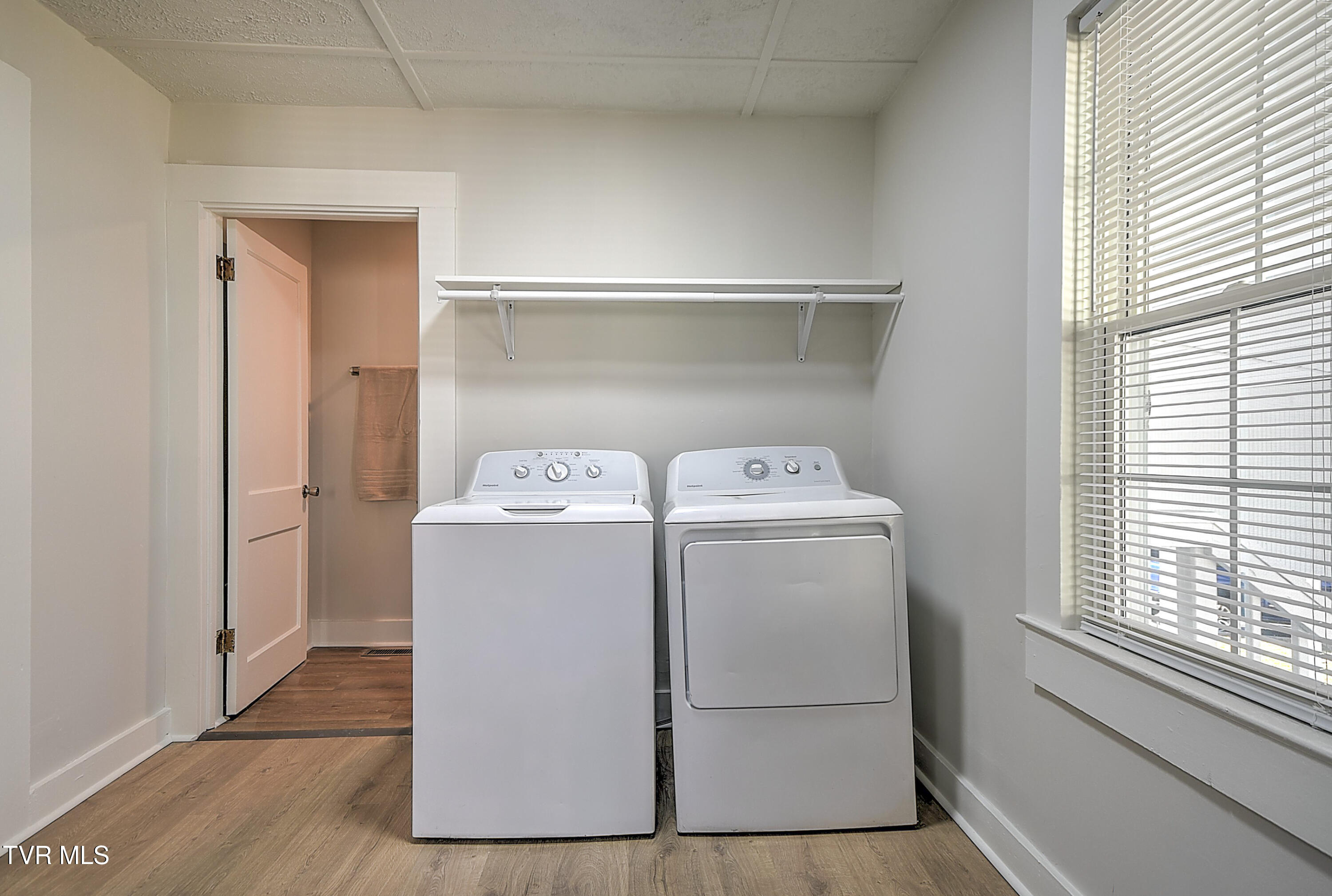 2709 Broad Street Bristol, TN 37620 - Photo 18 of 34 2709 Broad St DOM-26