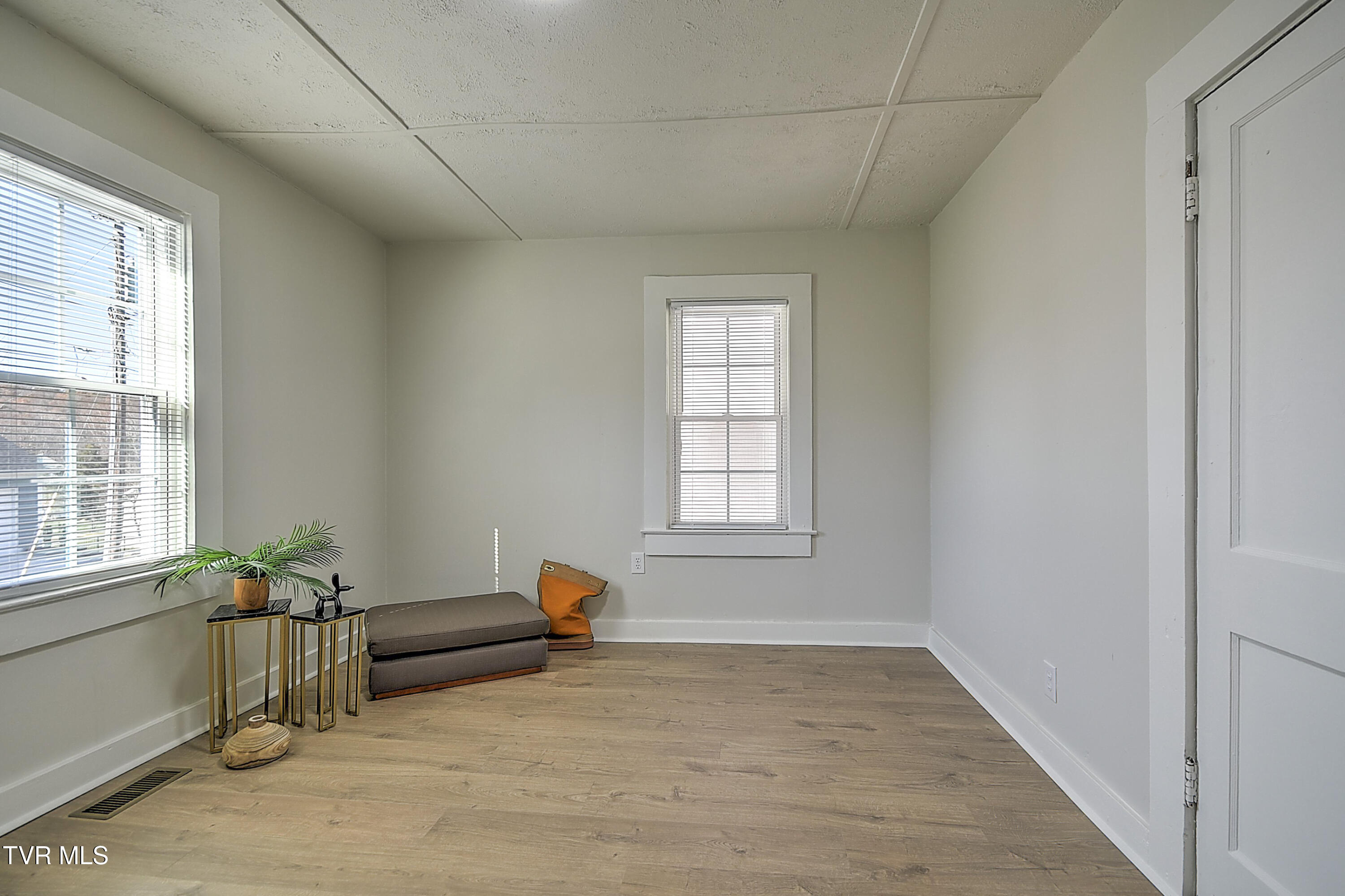 2709 Broad Street Bristol, TN 37620 - Photo 22 of 34 2709 Broad St DOM-21