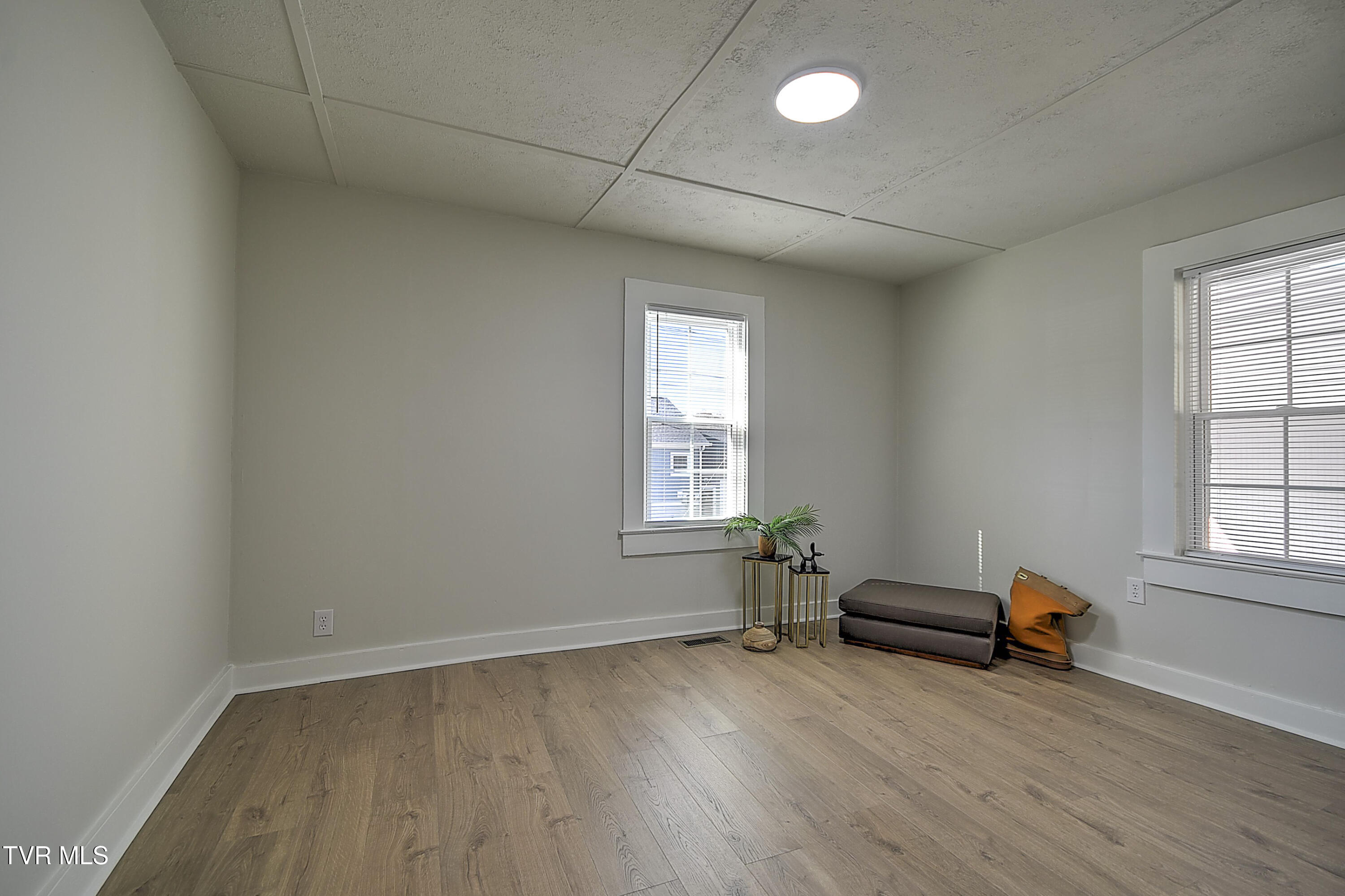 2709 Broad Street Bristol, TN 37620 - Photo 23 of 34 2709 Broad St DOM-20