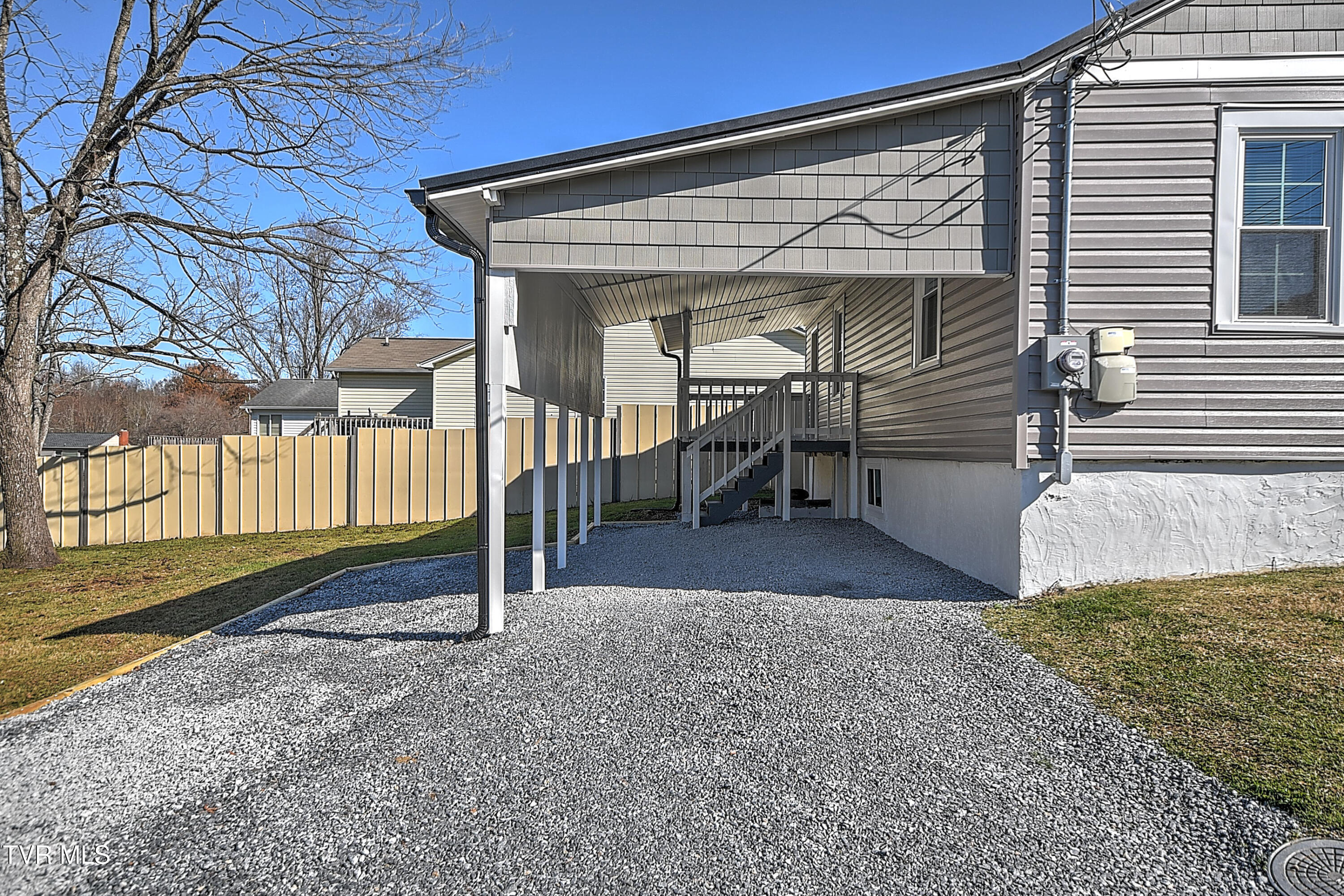 2709 Broad Street Bristol, TN 37620 - Photo 7 of 34 2709 Broad St DOM-44