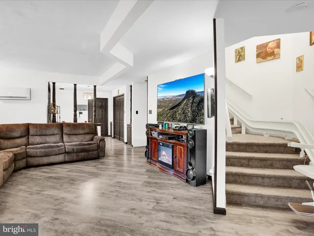 $669,800 | 39 Lehmann Lane, Bechtelsville, PA 19505