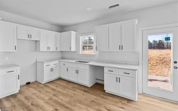 $299,900 | 824 Deadmon Road, Mocksville, NC 27028