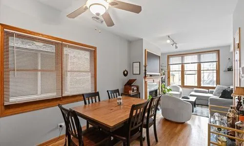 $3,250 | 2033 West Huron Street, Unit 1, Chicago, IL 60612