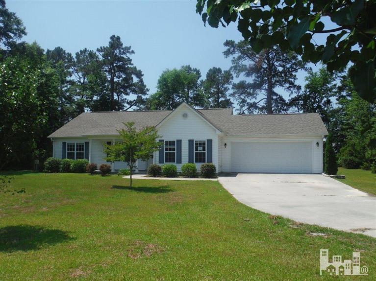 331 Kemper Road Hampstead, NC 28443 - Photo 1 of 12 Primary Photo